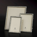 Deco Twist Frame