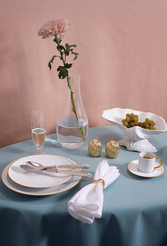 Neptune Dinnerware Arrangement in Pastel Color Tablescape