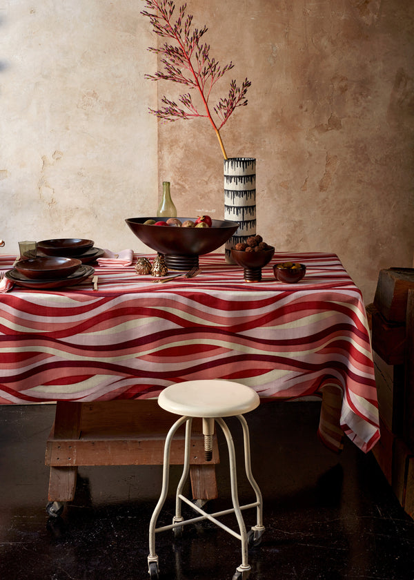 Linen Sateen Waves Tablecloth - Pink